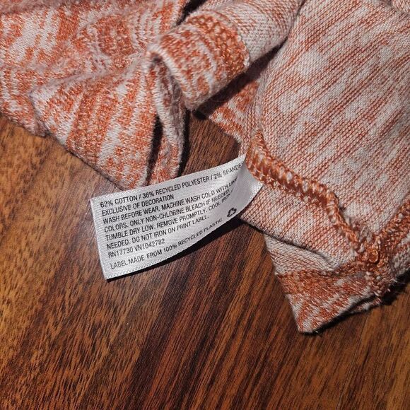 6 for $25 🎃 Cat & Jack Soft Heathered Orange Top Toddler Size 2T - Picture 3 of 4